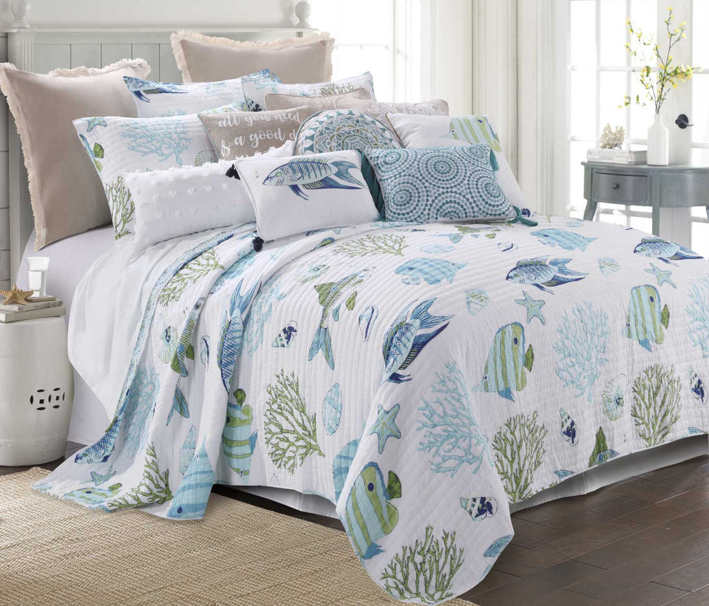 Aquamarine Quilt Set